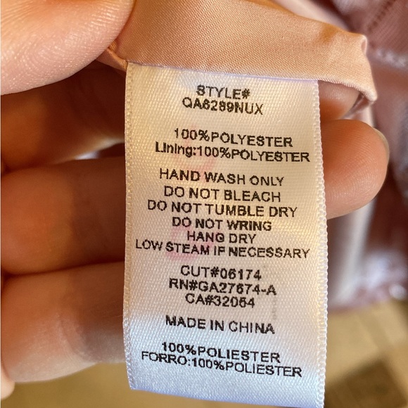 Eva Franco Shiny Pink Overcoat - Picture 9 of 9